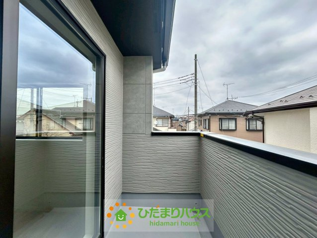 蓮田市馬込11期　新築一戸建て　リガーレのバルコニー