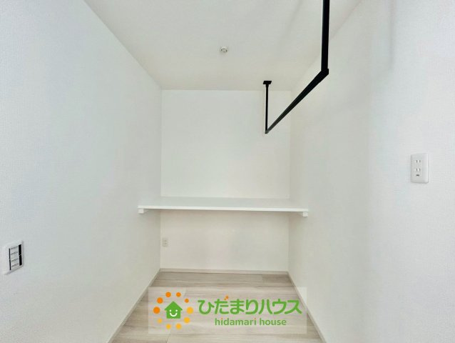 蓮田市馬込11期　新築一戸建て　リガーレのランドリースペース