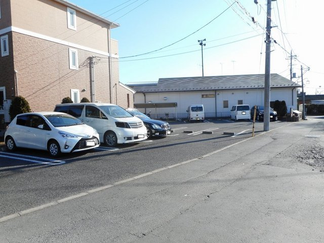 エターナルの駐車場|駐車場