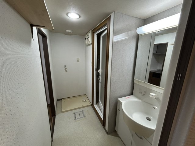 【洗面所】