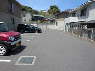 【駐車場】