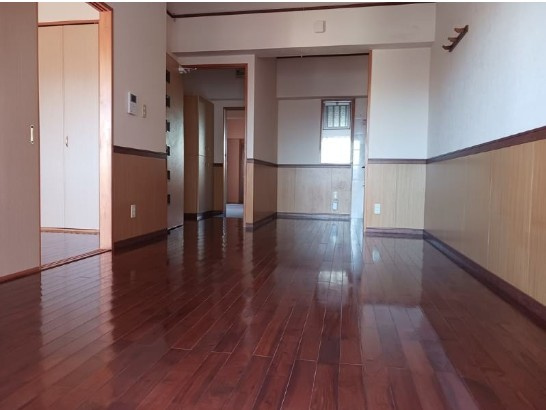 【内装】 | 根差部一番館