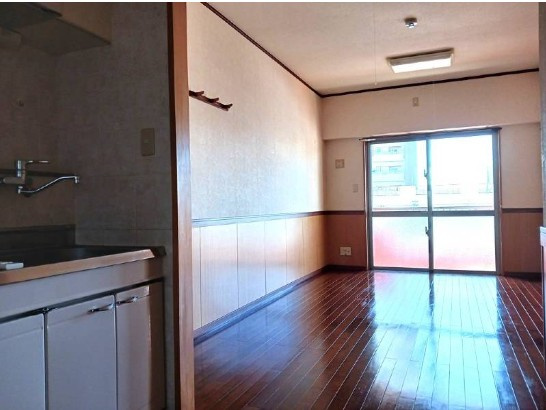 【内装】 | 根差部一番館