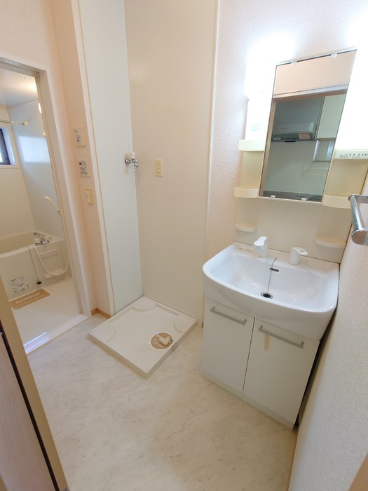 ハレクノ梶田の洗面所|使いやすい洗面所です