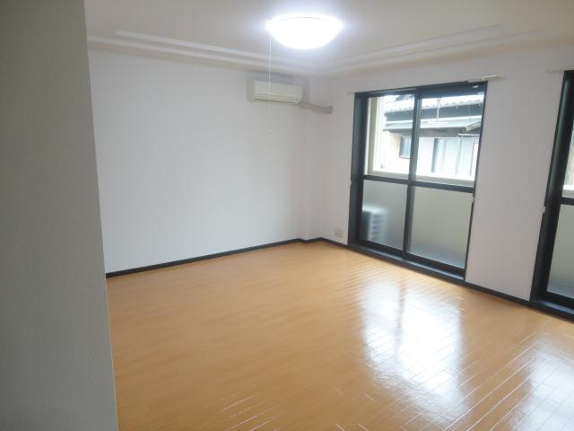 Wurzel　　刈谷市近郊の賃貸はクラスホームの居間・リビング|リビング