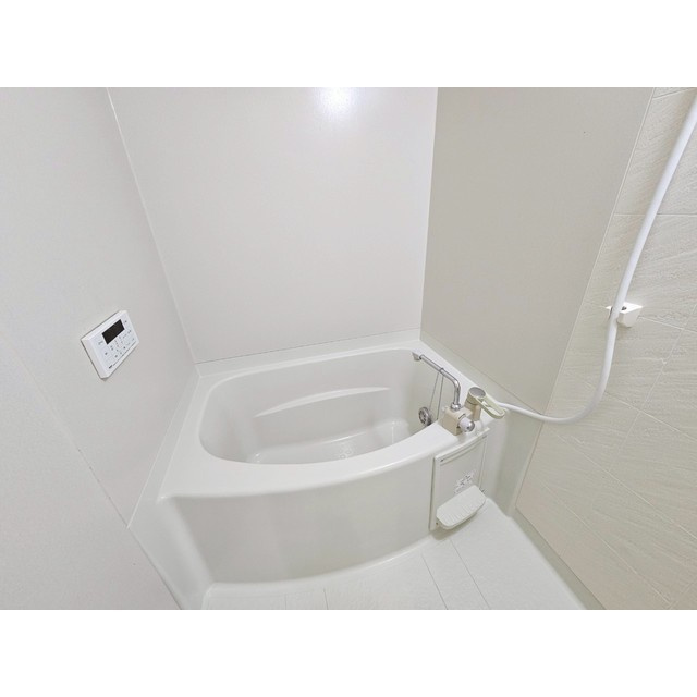 ウェルフェアビレッジA・B棟の浴室|別号数タイプ