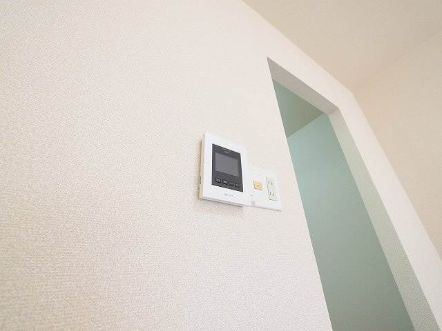 イーストタウン朱雀のセキュリティ|モニター付きインターホンです