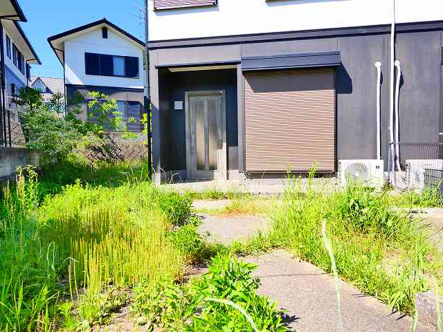 イーストタウン朱雀の玄関|外から見た玄関です