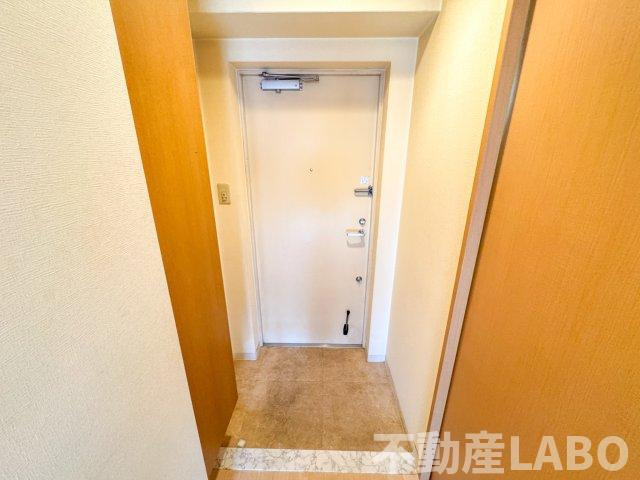 コンフォール平野の玄関