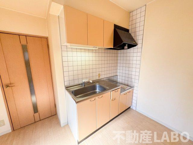 コンフォール平野のキッチン