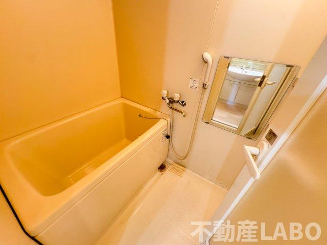 コンフォール平野の浴室