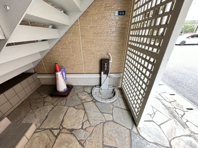 凪たかそねのロビー