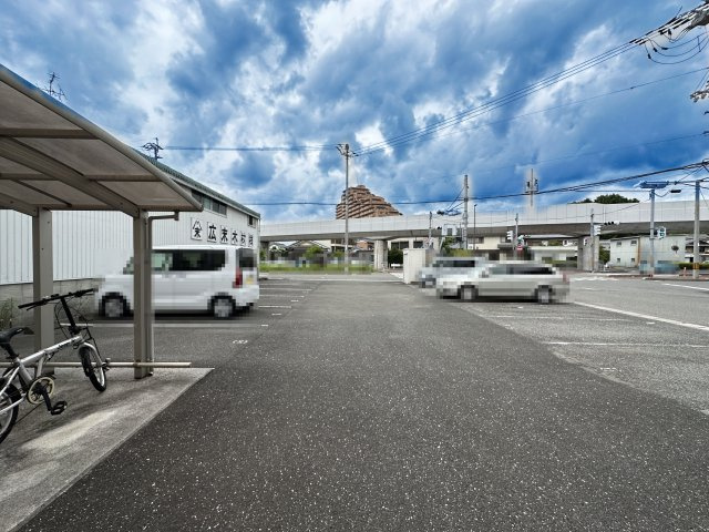 凪たかそねの駐車場