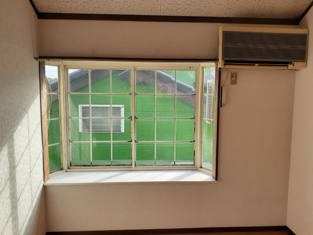 中はこのようになっています