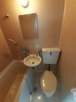 シンプルで使いやすいトイレです