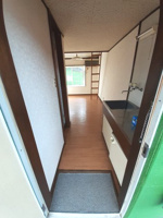 落ち着いた玄関です