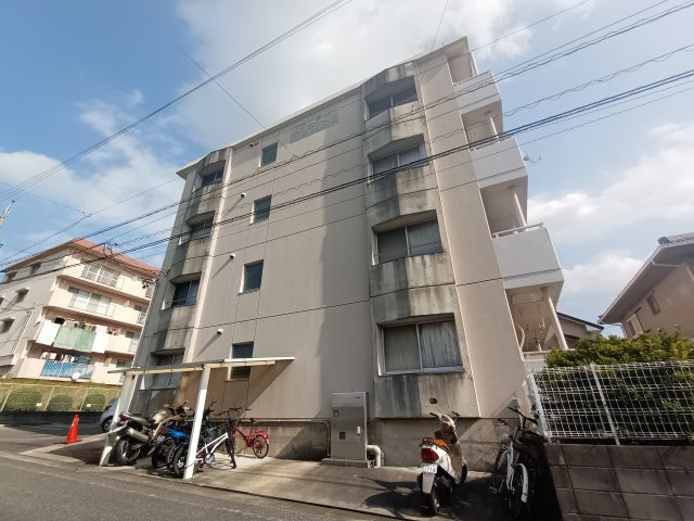 アメニティ板倉の外観