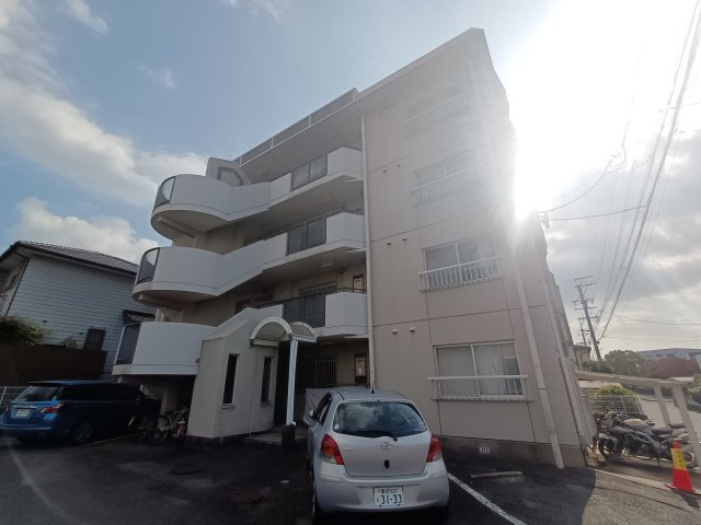 アメニティ板倉の外観