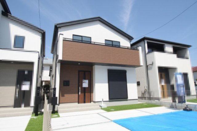 瀬戸東町３丁目　新築戸建　2号棟（全3棟）の外観|南向き　日当たり良好です！