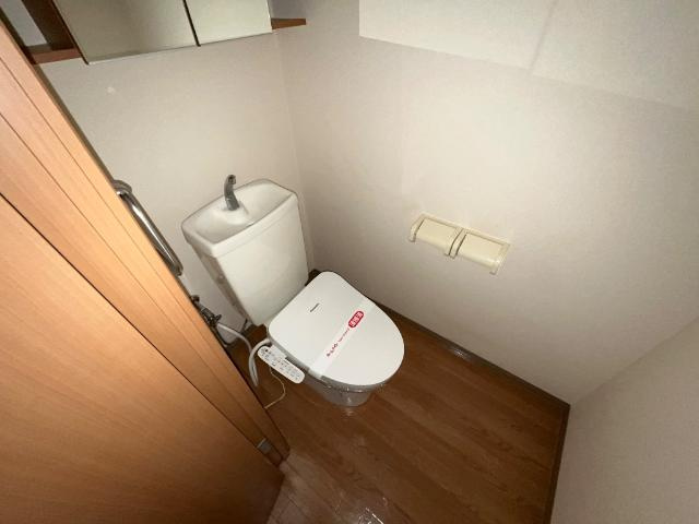 シャワー付トイレ