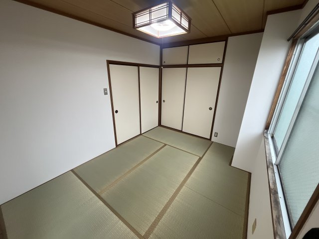 東二見ＭＣマンションの和室