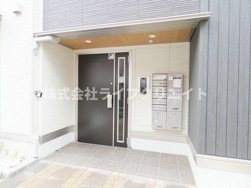 D-ROOM平山のエントランス