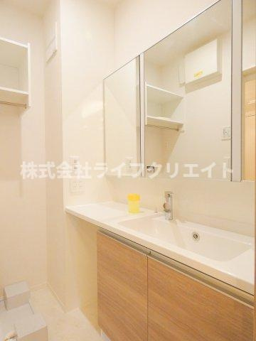 D-ROOM平山の洗面所