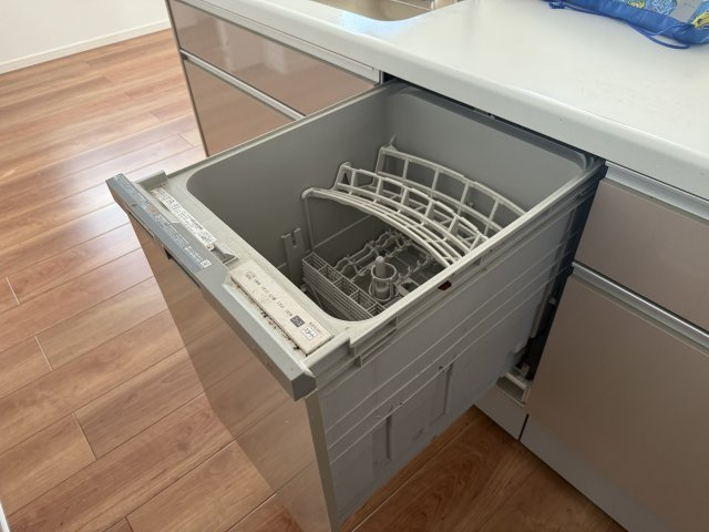 高崎市成田町　築浅中古住宅の設備|便利な食洗器