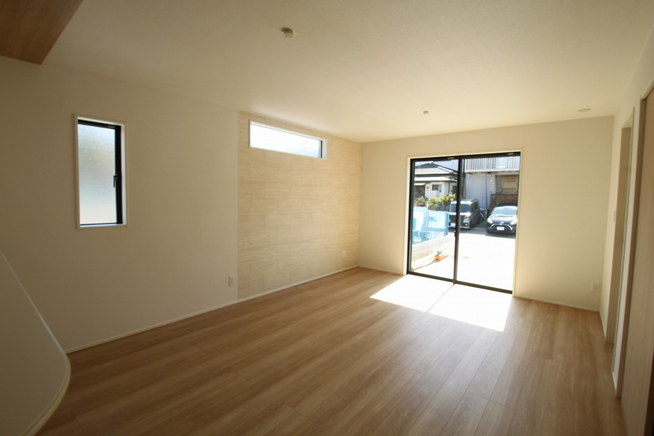 瀬戸東町３丁目　新築戸建　3号棟（全3棟）の居間・リビング|LDK　16.0帖
