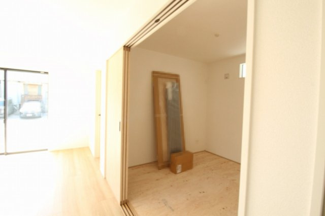 瀬戸東町３丁目　新築戸建　3号棟（全3棟）の和室|和洋室　1F　4.5帖