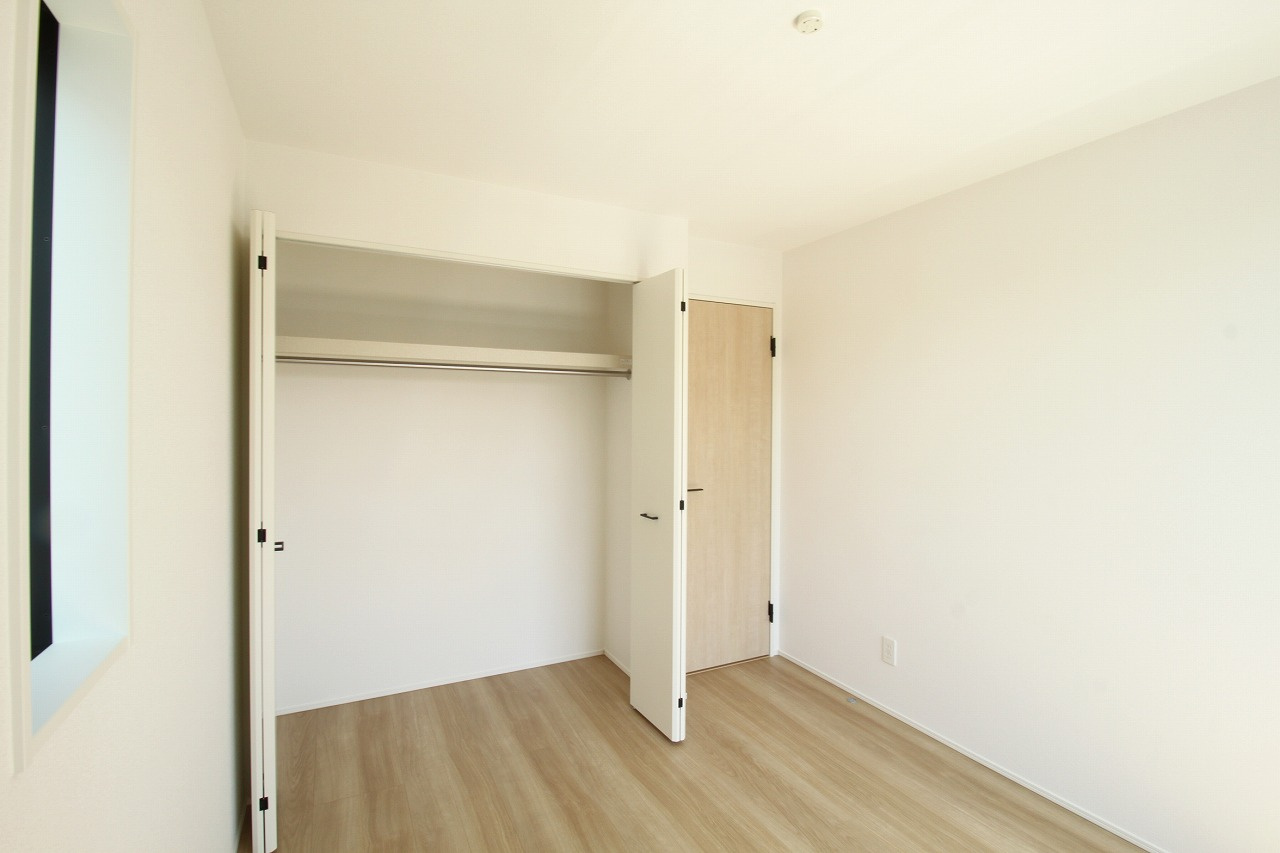 瀬戸東町３丁目　新築戸建　3号棟（全3棟）の収納|2F　南西の部屋　5.0帖