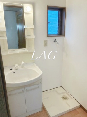 【洗面所】 | フォンテーヌ | 洗面台です。