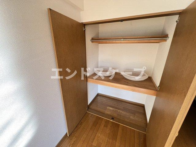 サンライズ六郷公園の収納|高崎、前橋のお部屋探しはエンドスケープまで！お客様の理想お聞かせ下さい♪