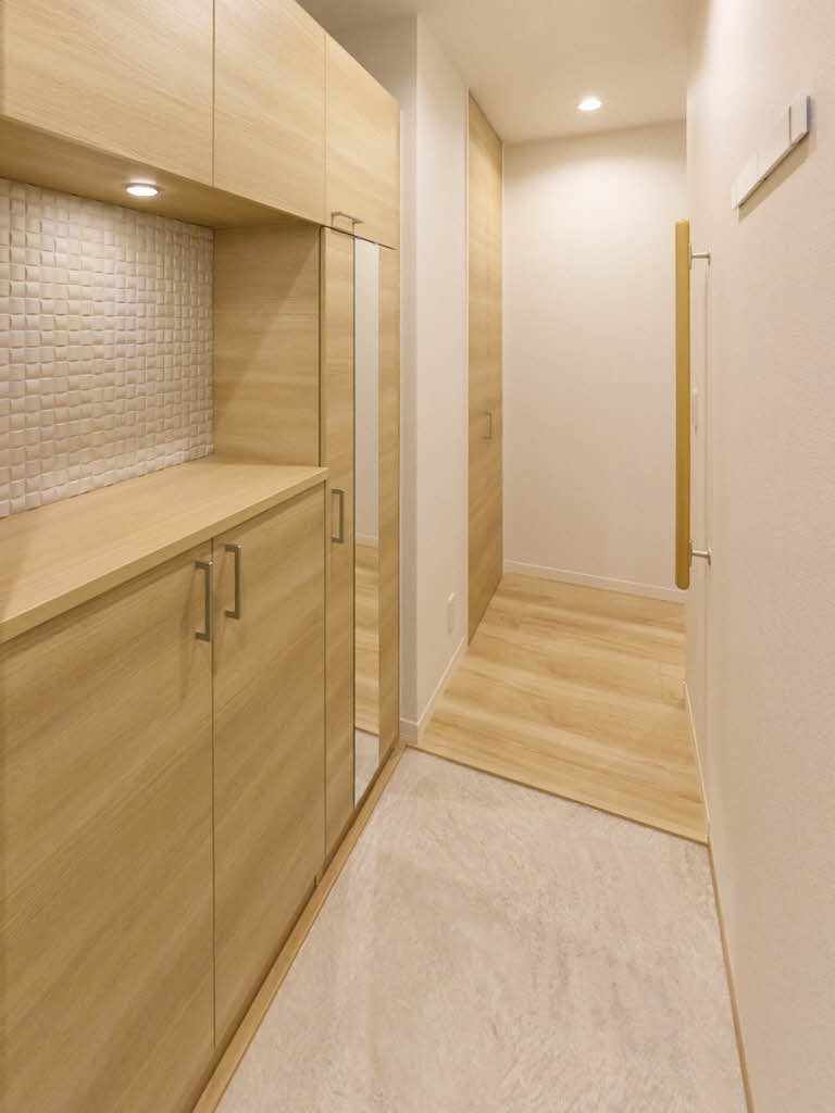 シャーメゾンアズナブルの玄関|きれいな玄関です