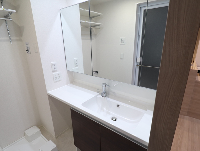 【洗面所】