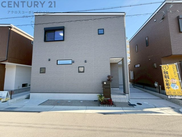 木造２階建て