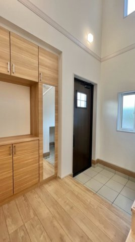 【玄関】 | □■茅ヶ崎市松が丘2丁目 新築戸建 全2棟【2号棟】■□