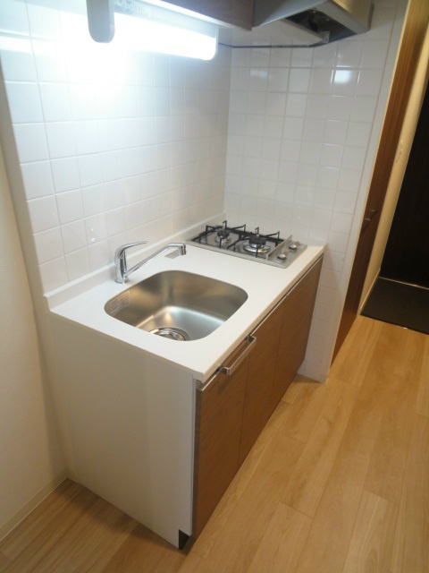 プレサンスジェネ新神戸ステーションフロントのキッチン