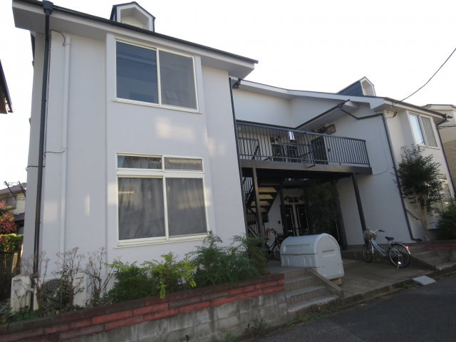 クロノス霞ヶ関北の外観