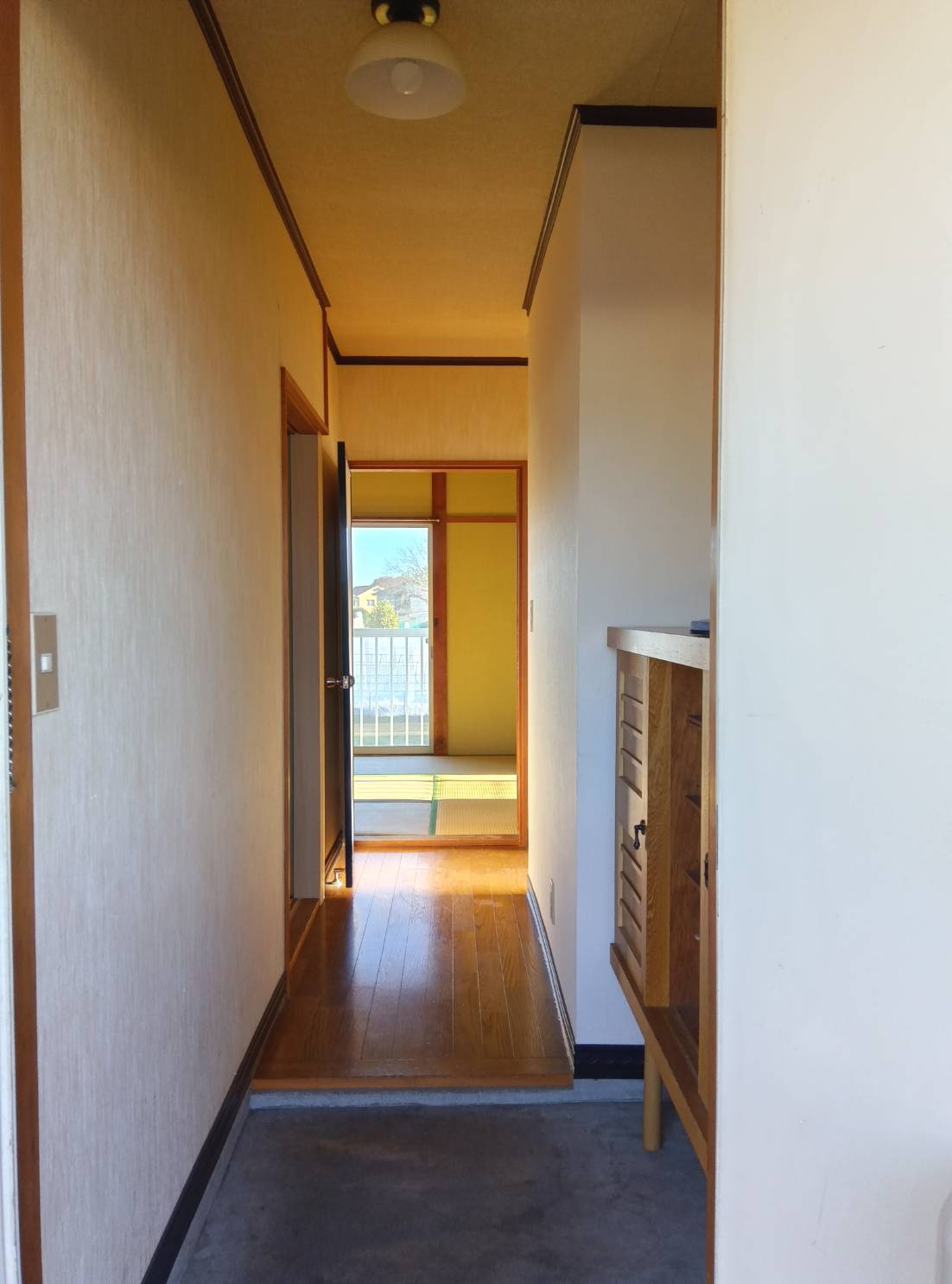 リンムーハイツの玄関