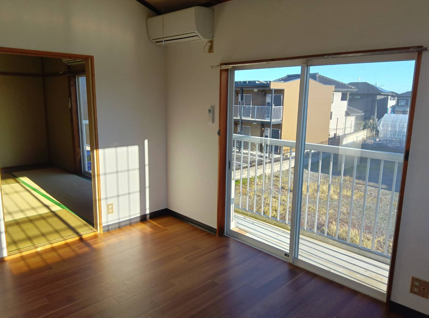 リンムーハイツの洋室