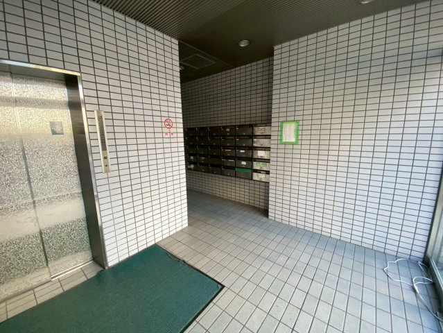 エンドービルのエントランス