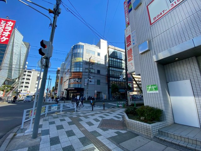 エンドービルの周辺