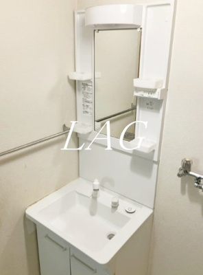 【洗面所】 | ノアール | 独立洗面台です。