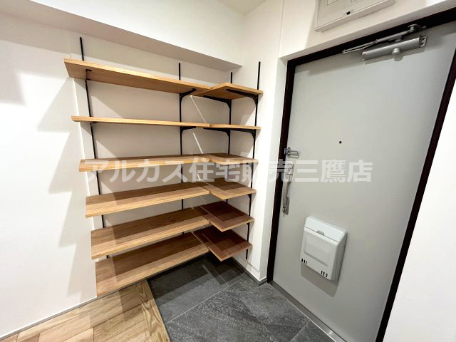 ひばりヶ丘プラザの玄関