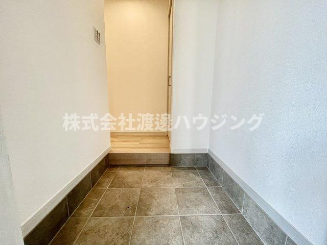 北条町4丁目戸建の玄関