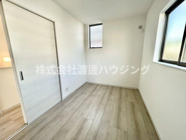 北条町4丁目戸建の寝室