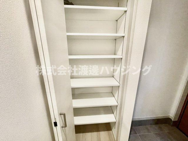 北条町4丁目戸建の収納