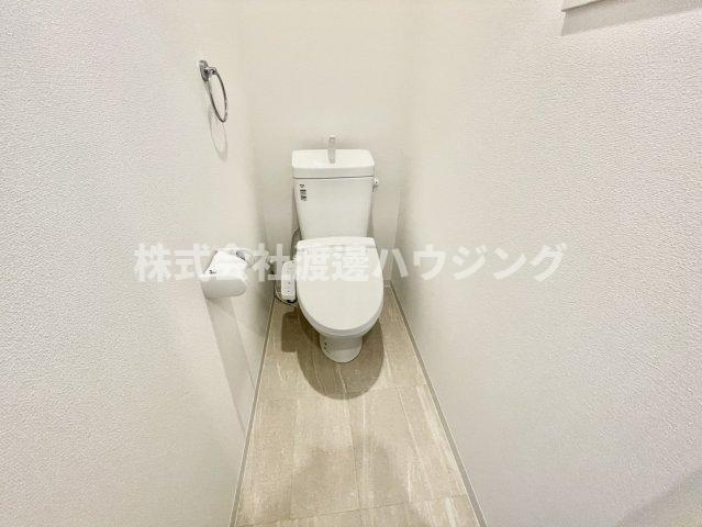 北条町4丁目戸建のトイレ