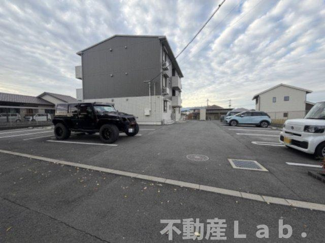 エスポワール松橋Ⅱの駐車場